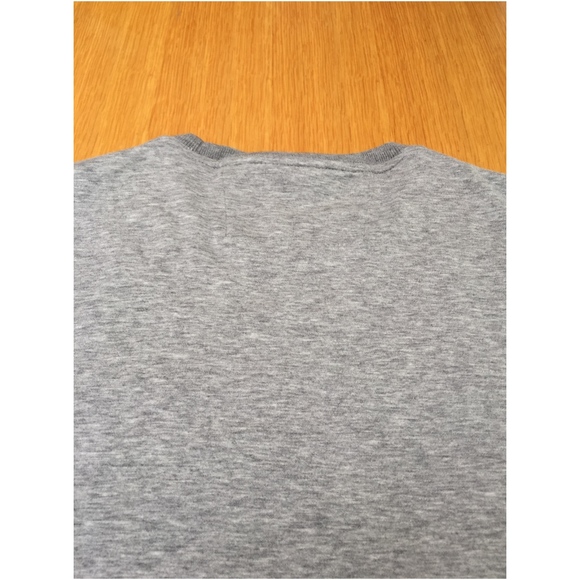 Banana Republic Quilted Gray Sweatshirt Medium - Picture 3 of 8